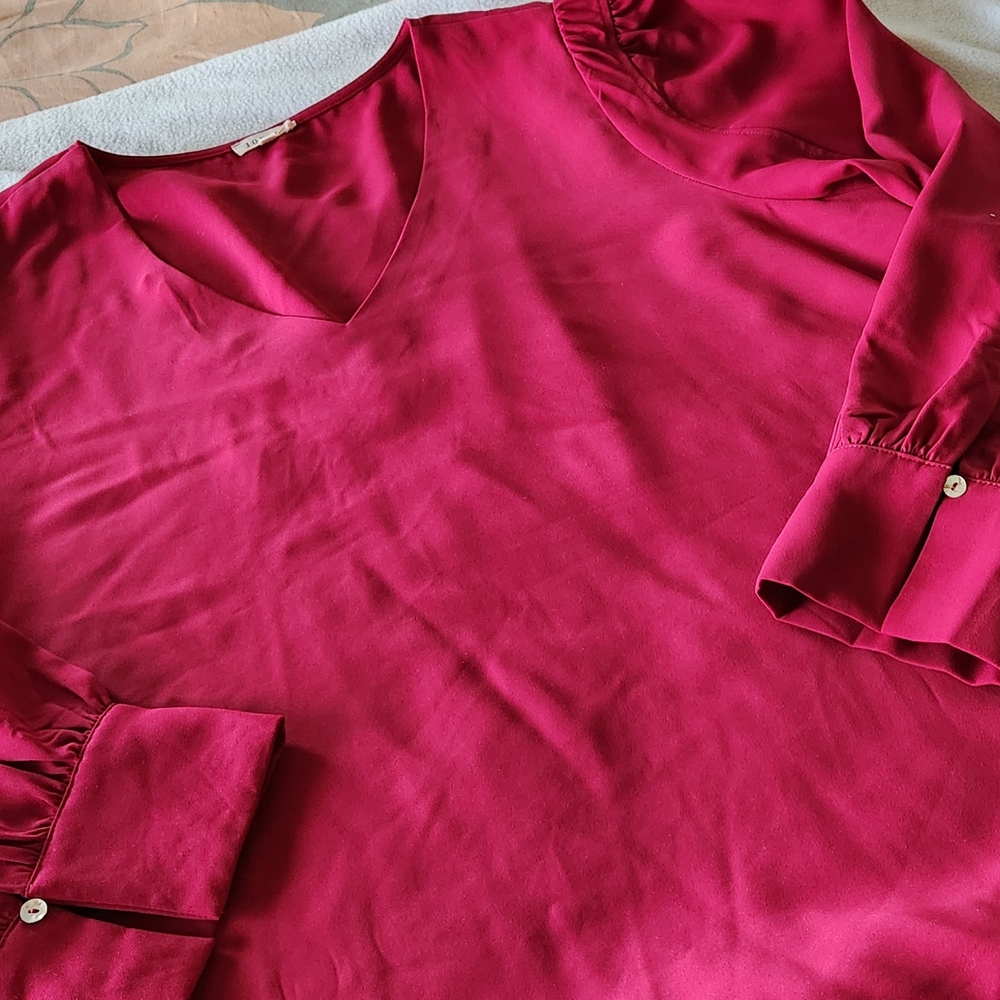 Vibrant Red Ruched Cuffed Sleeve Blouse